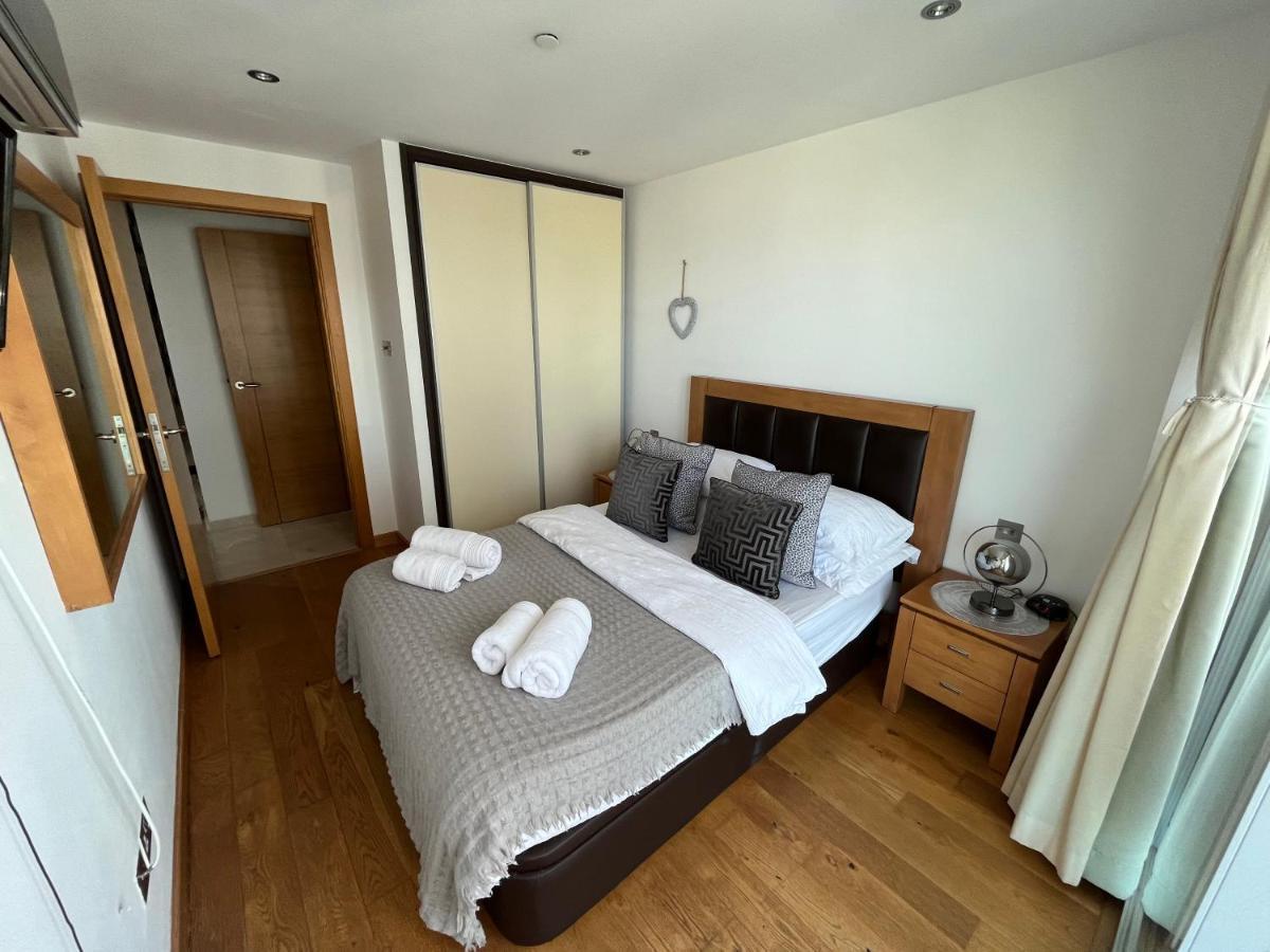 Ocean Village Lovely 2 Bedroom Apartment Gibraltar Exteriér fotografie