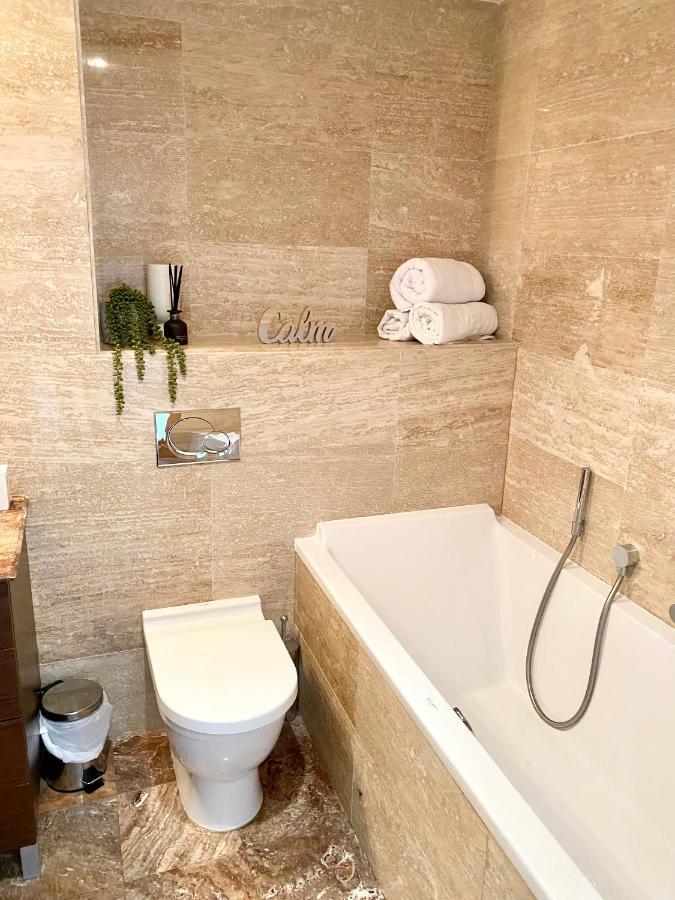 Ocean Village Lovely 2 Bedroom Apartment Gibraltar Exteriér fotografie