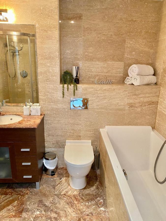Ocean Village Lovely 2 Bedroom Apartment Gibraltar Exteriér fotografie